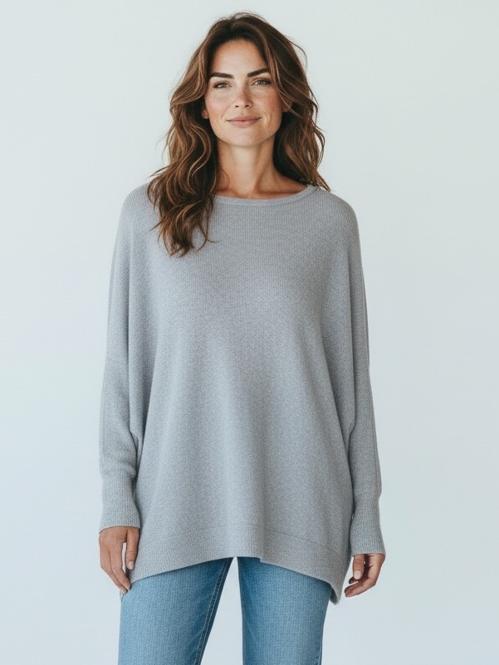 TAHARI ladies NWT pull over gray sweater large super soft VISCOSE blend